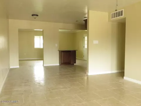 2529 E Highland Ave, Phoenix, AZ 85016 photo 3
