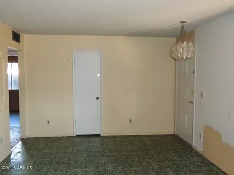 2012 N 57th Dr, Phoenix, AZ 85035 photo 7