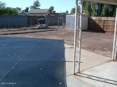 3715 W Echo Ln, Phoenix, AZ 85051 photo 2