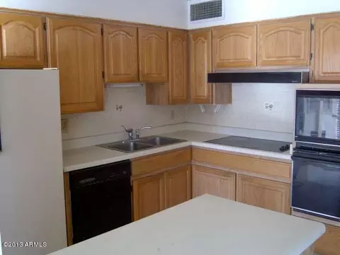 3715 W Echo Ln, Phoenix, AZ 85051 photo 15