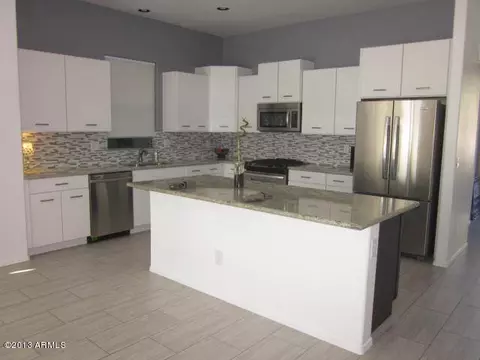 307 W Herro Ln, Phoenix, AZ 85013 photo 1