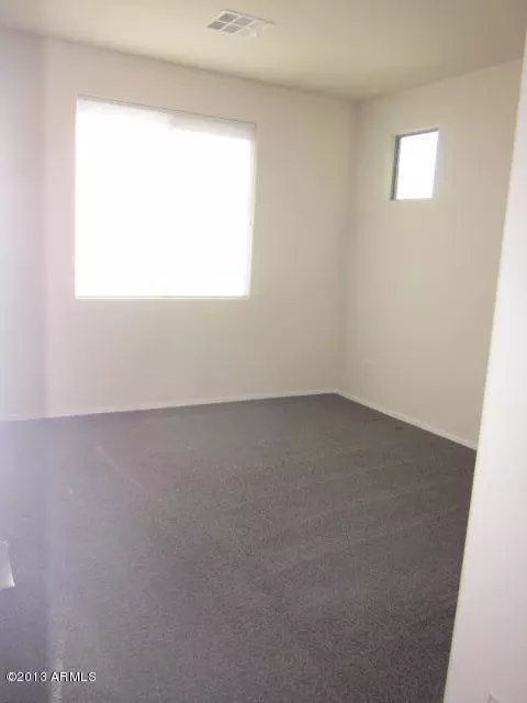 307 W Herro Ln, Phoenix, AZ 85013 photo 12
