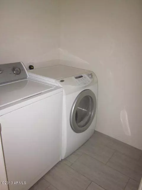 307 W Herro Ln, Phoenix, AZ 85013 photo 40
