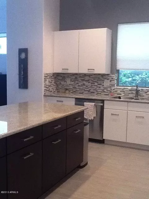 307 W Herro Ln, Phoenix, AZ 85013 photo 21