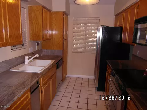 711 E Orangewood Ave, Phoenix, AZ 85020 photo 5