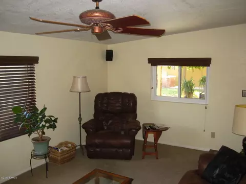 211 E Desert Ln, Gilbert, AZ 85234 photo 9