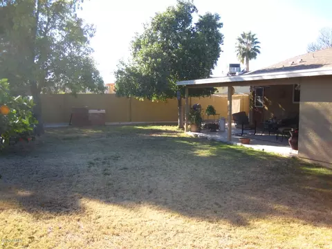 211 E Desert Ln, Gilbert, AZ 85234 photo 32