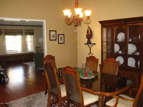 211 E Desert Ln, Gilbert, AZ 85234 photo 20