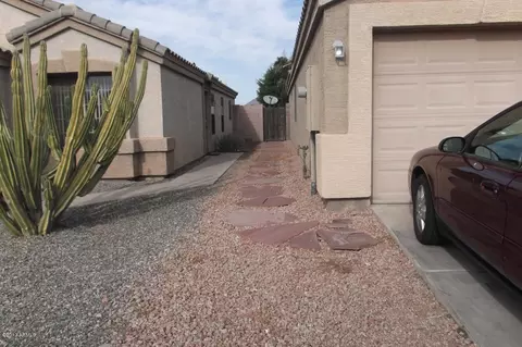 10940 E Clovis Ave, Mesa, AZ 85208 photo 2