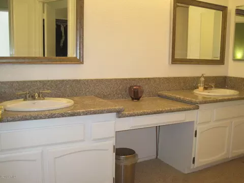 529 E Utopia Rd, Phoenix, AZ 85024 photo 7