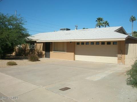 1245 Echo Ln, Phoenix, AZ 85020 photo 1
