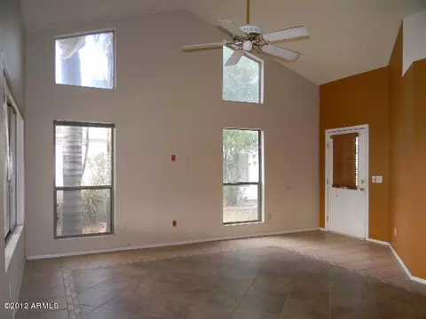 675 E Manor Dr, Chandler, AZ 85225 photo 2