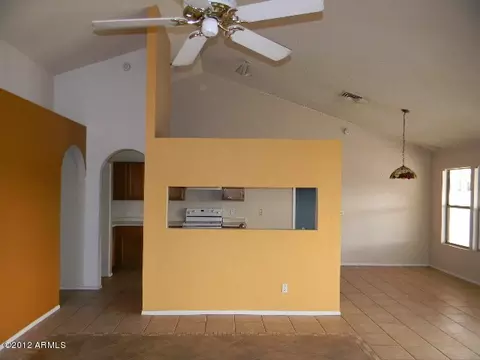 675 E Manor Dr, Chandler, AZ 85225 photo 3