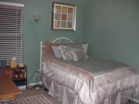 4333 E Abraham Ln, Phoenix, AZ 85050 photo 14