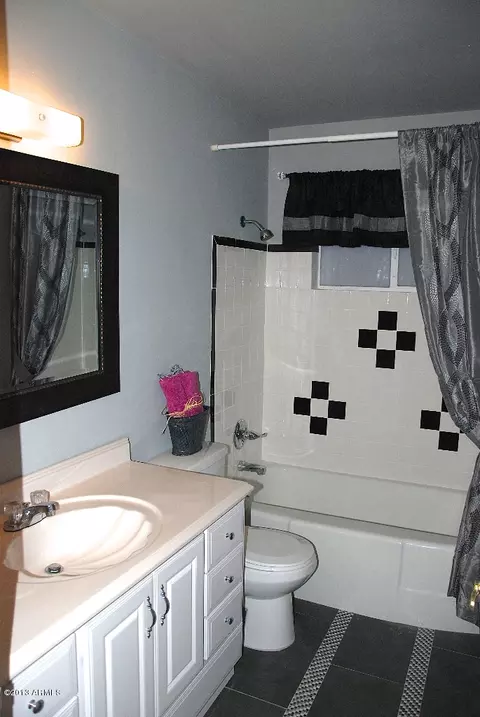 2243 E Montecito Ave, Phoenix, AZ 85016 photo 13