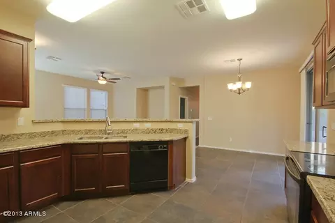 3922 E Kesler Ln, Gilbert, AZ 85295 photo 8