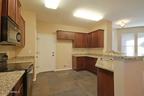 3922 E Kesler Ln, Gilbert, AZ 85295 photo 7