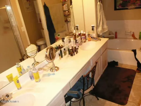 1334 E Vaughn Ave, Gilbert, AZ 85234 photo 4