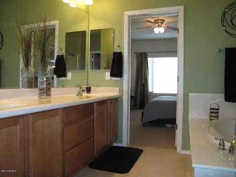 3064 E Maplewood St, Gilbert, AZ 85297 photo 13