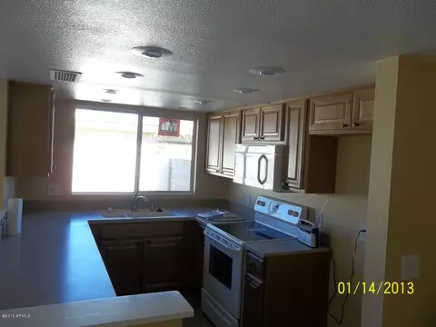 824 W Duke Dr, Tempe, AZ 85283 photo 4