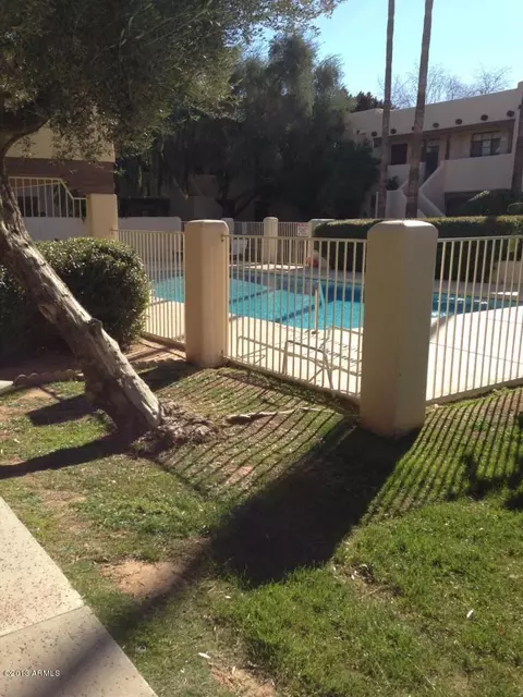 1449 E Highland Ave #45, Phoenix, AZ 85014 photo 2