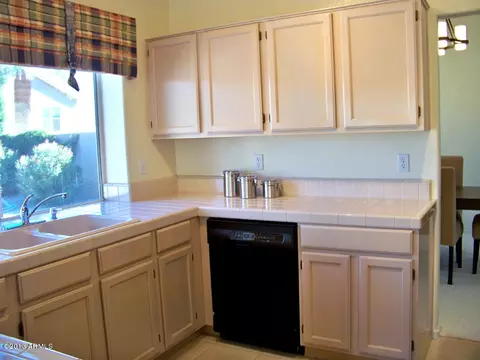 15221 S 15th Ave, Phoenix, AZ 85045 photo 8