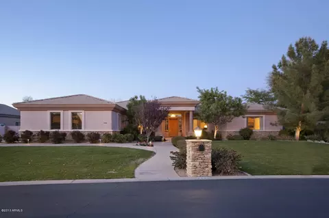 2466 E Park Ct, Gilbert, AZ 85234 photo 2