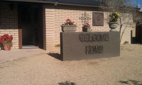 2360 E Sahuaro Dr, Phoenix, AZ 85028 photo 4