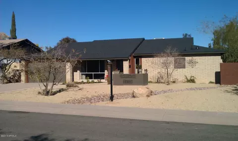 2360 E Sahuaro Dr, Phoenix, AZ 85028 photo 2