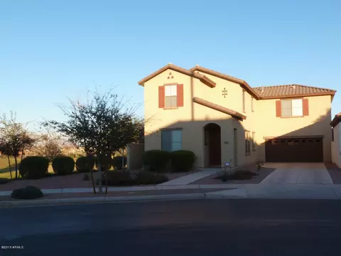 2033 S Colt Dr, Gilbert, AZ 85295 photo 1