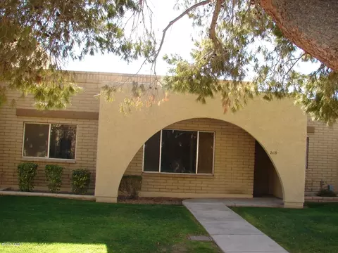 2113 E Minton Dr, Tempe, AZ 85282 photo 1