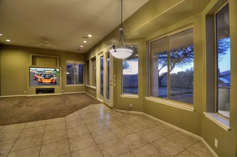 4532 E Chisum Trl, Phoenix, AZ 85050 photo 9