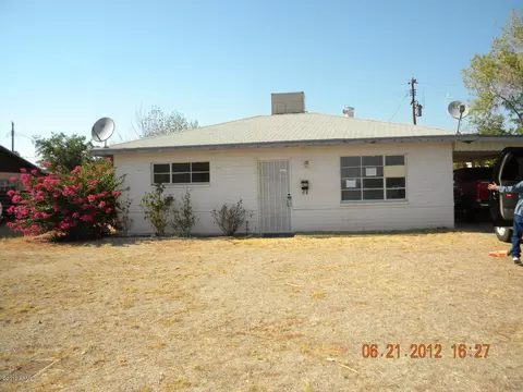 4122 E Fillmore St, Phoenix, AZ 85008 photo 1