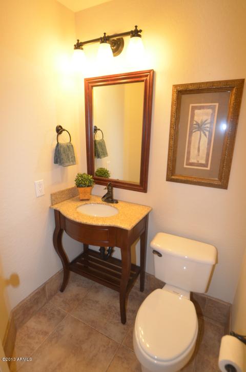 239 W Desert Ave, Gilbert, AZ 85233 photo 21