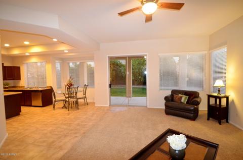 239 W Desert Ave, Gilbert, AZ 85233 photo 12