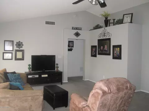 4432 E Towne Ln, Gilbert, AZ 85234 photo 3