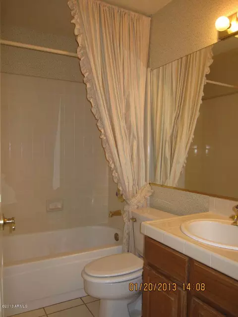 4138 E Becker Ln, Phoenix, AZ 85028 photo 6