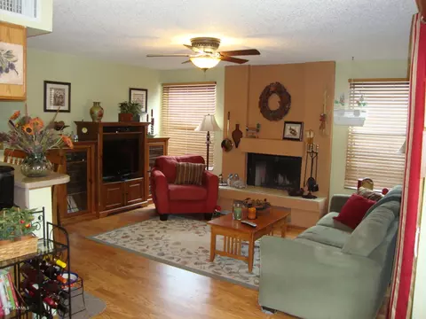4306 E Rockledge Cir, Phoenix, AZ 85044 photo 5