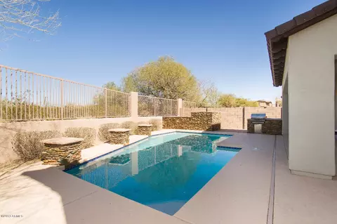 3928 E Crest Ln, Phoenix, AZ 85050 photo 11