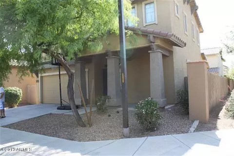 1047 E Julian Dr, Gilbert, AZ 85295 photo 3