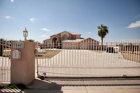 35002 N 3rd St, Phoenix, AZ 85086 photo 3