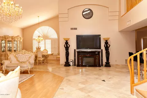 35002 N 3rd St, Phoenix, AZ 85086 photo 8