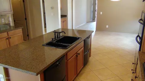 2721 E Tamarisk St, Gilbert, AZ 85296 photo 9