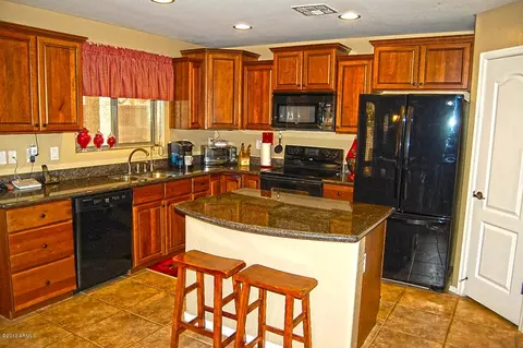 3996 E Los Altos Dr, Gilbert, AZ 85297 photo 7