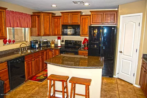 3996 E Los Altos Dr, Gilbert, AZ 85297 photo 9