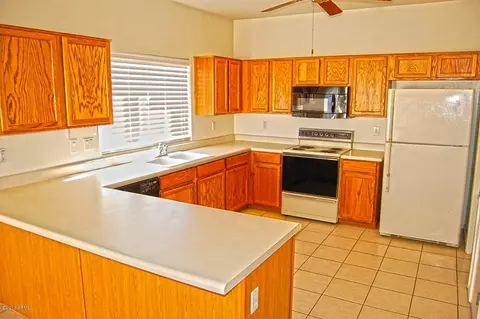 10106 E Keats Ave, Mesa, AZ 85209 photo 5