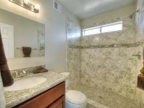 1055 E Hampton Ave, Mesa, AZ 85204 photo 9