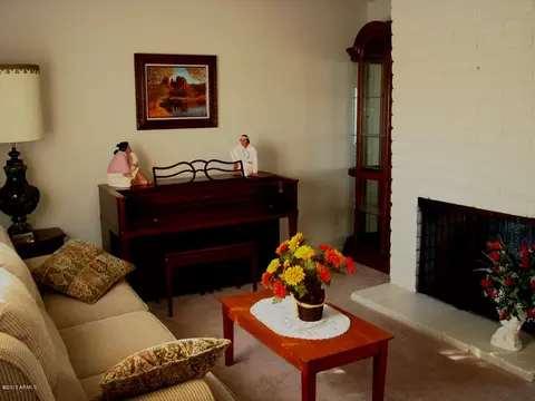 2606 E Aster Dr, Phoenix, AZ 85032 photo 2