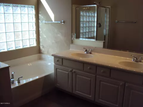 4515 E Adobe Dr, Phoenix, AZ 85050 photo 5