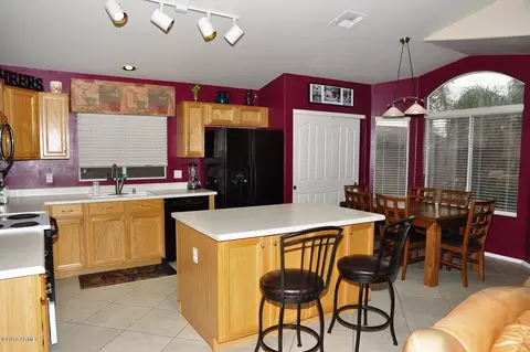 1111 E Mohawk Dr, Phoenix, AZ 85024 photo 3